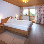 Lohfeyer Inn *